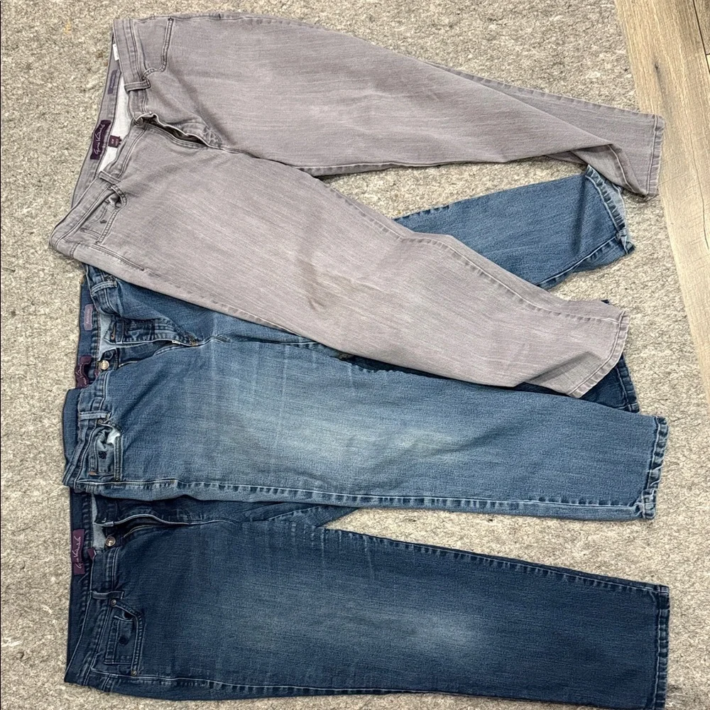 Gloria Vanderbilt Women's High Rise Jeans - Dark Blue and Light Gray - Picture 2 of 5